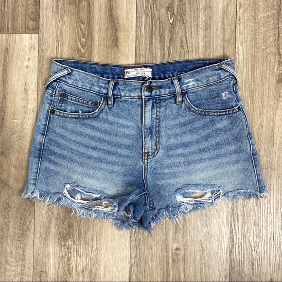 Free People Distressed Jean Shorts - Picture 4 of 13
